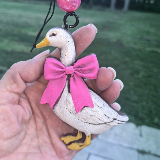 Freshie- Porch Goose w/Bow