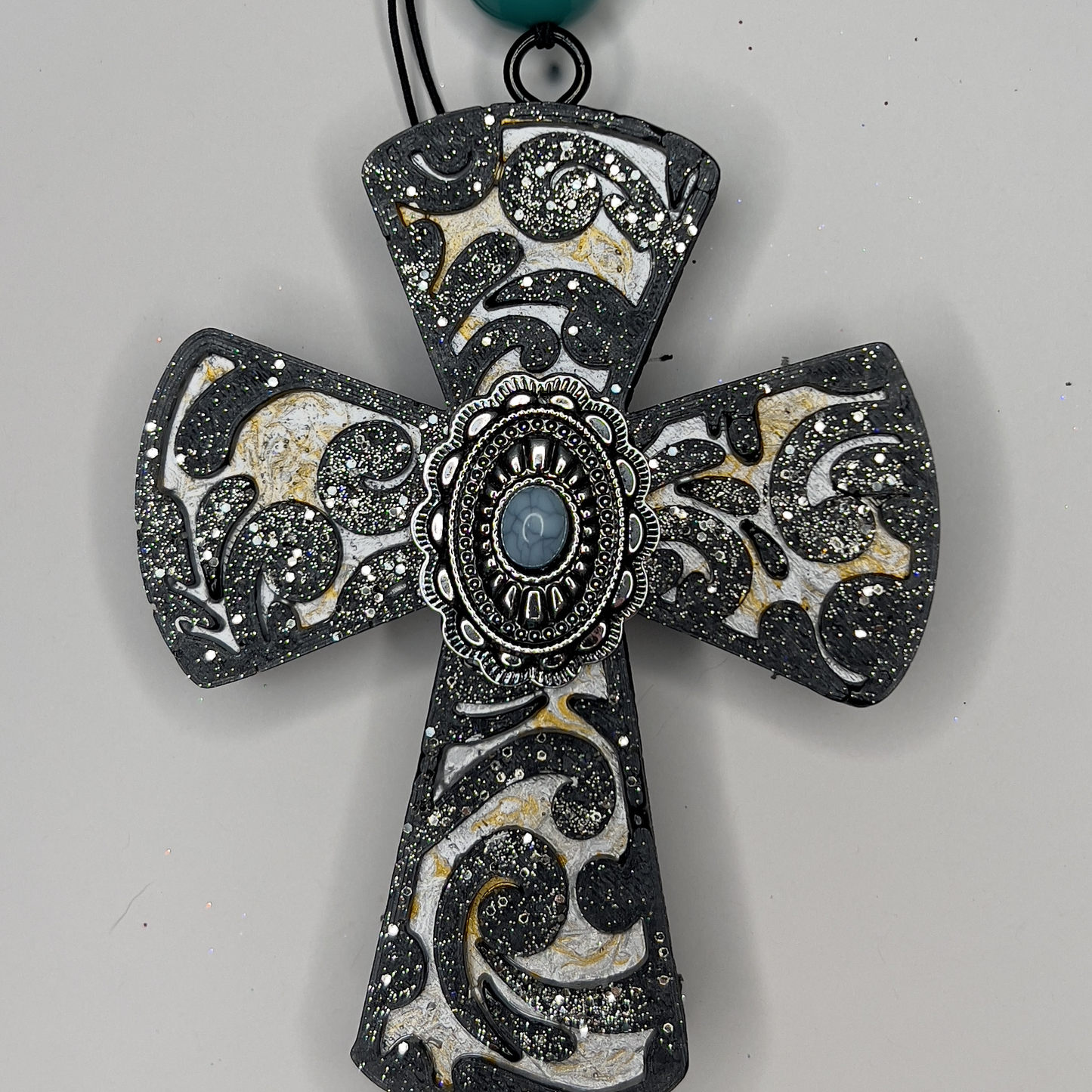 Freshie- Cross w/Concho